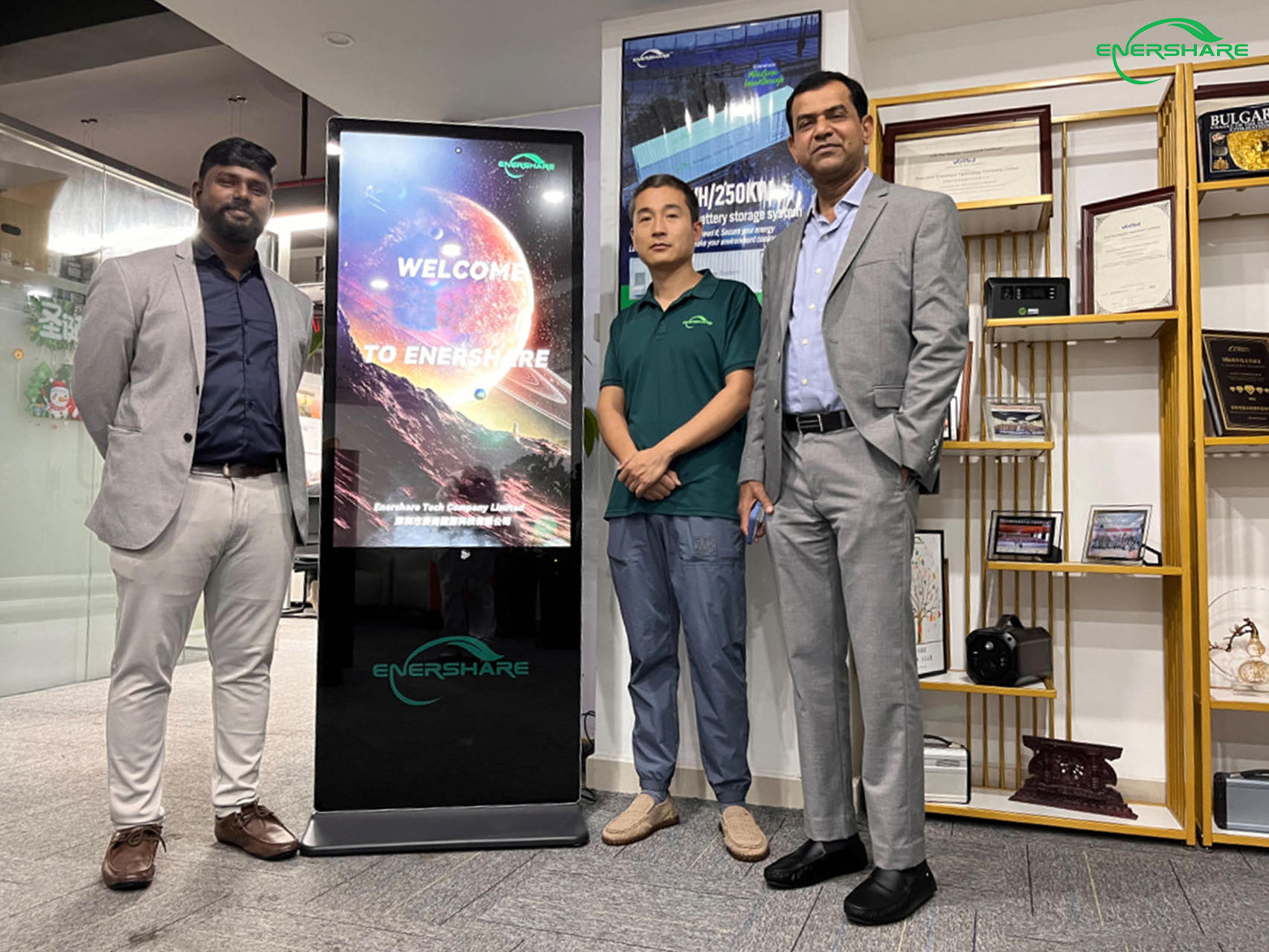 Enershare warmly welcomes India customers to visit our company!